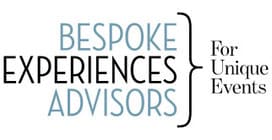 Logotipo con el texto “Bespoke Experiences Advisors” entre corchetes “For Unique Events” en el lado derecho, perfecto para team building Barcelona o experiencias gastronómicas gourmet.